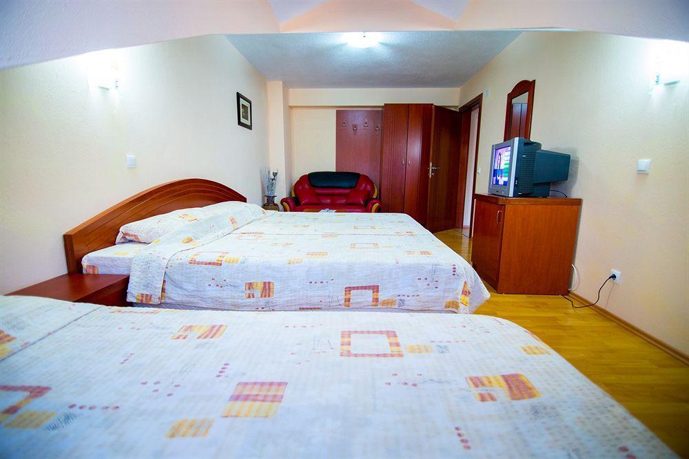 Villa Dislievski โอครีด ภายนอก รูปภาพ