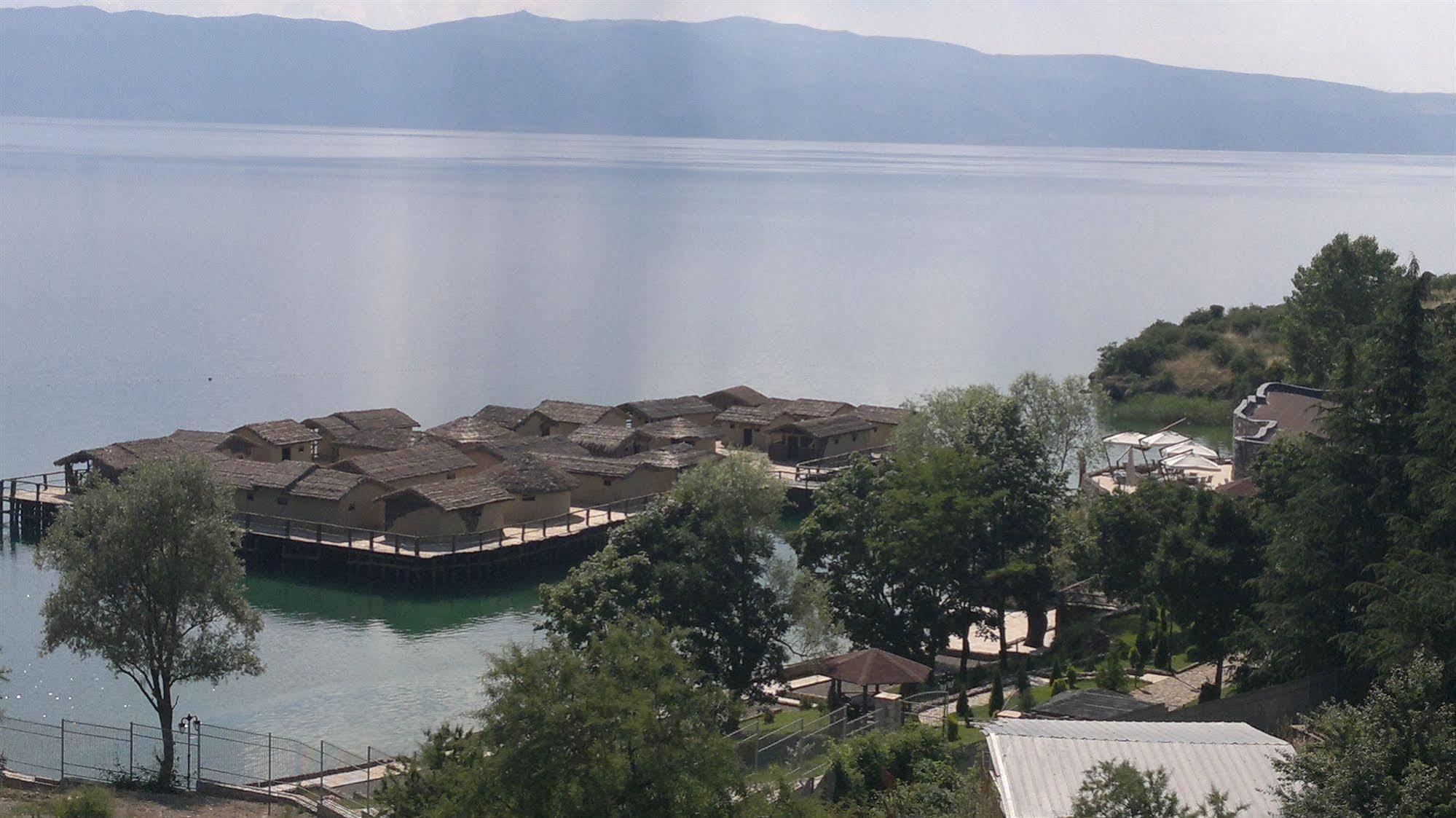 Villa Dislievski โอครีด ภายนอก รูปภาพ